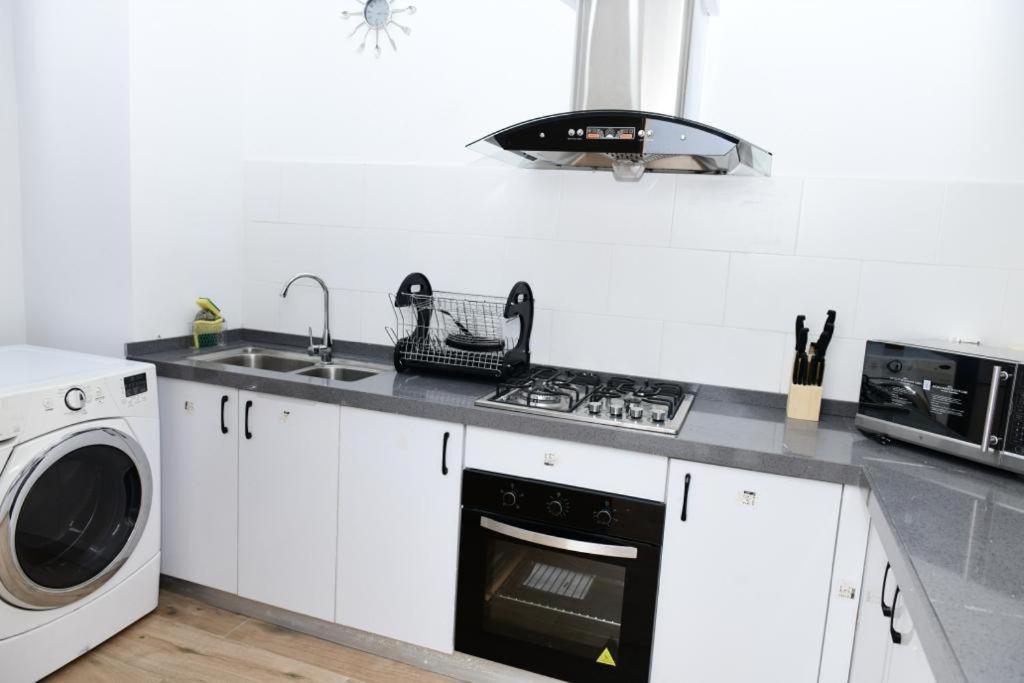 Appartement F4 Vue Panoramique Sur 다카르 외부 사진